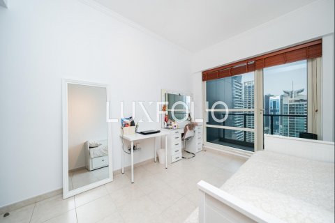 Lägenhet till försäljning i Dubai Marina, Dubai, UAE 3 sovrum, 205 kvm Nr. 627829 - fotografi 17