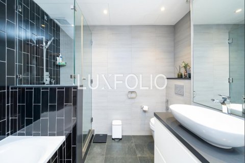 Lägenhet till försäljning i Dubai Marina, Dubai, UAE 3 sovrum, 205 kvm Nr. 627829 - fotografi 13