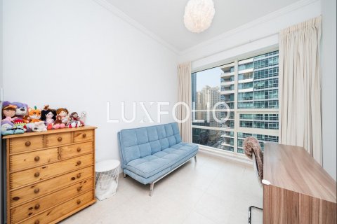 Lägenhet till försäljning i Dubai Marina, Dubai, UAE 3 sovrum, 205 kvm Nr. 627829 - fotografi 18
