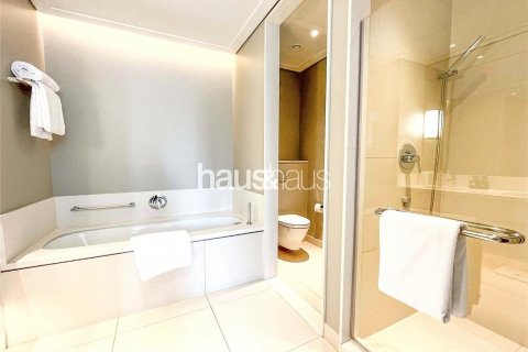Apartment in Downtown Dubai (Downtown Burj Dubai), UAE 2 bedrooms, 152 sq.m. № 626813 - photo 11