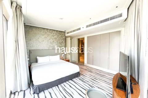 Apartment in Downtown Dubai (Downtown Burj Dubai), UAE 2 bedrooms, 152 sq.m. № 626813 - photo 10