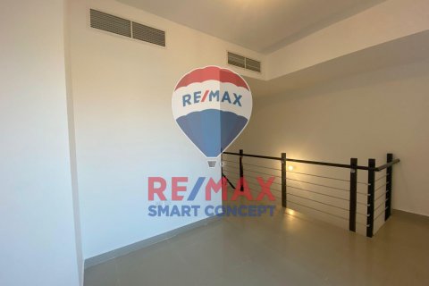 Vila di Al Reef, Abu Dhabi, UEA 3 kamar tidur, 174.1 m2 nomor 549855 - foto 8