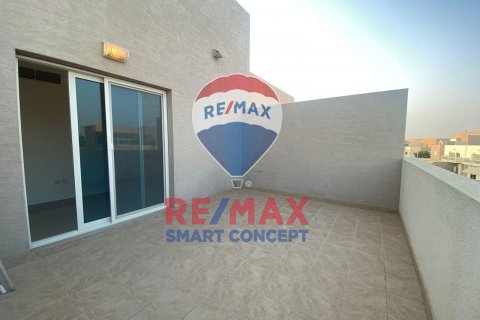 Villa itt: Al Reef, Abu Dhabi, EAE, 3 hálószoba, 174.1 m², azonosító: 549855