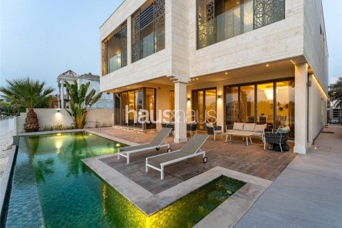 Huvila Palm Jumeirah, Dubai, Arabiemiraatit 5 makuuhuonetta, 505 m2 № 626165