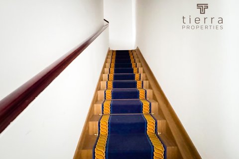 Raktárépület itt: Al Garhoud, Dubai, EAE, 557.4 m², azonosító: 574573 - fénykép 11