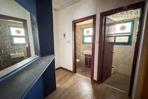 Raktárépület itt: Al Garhoud, Dubai, EAE, 557.4 m², azonosító: 574573 - fénykép 7