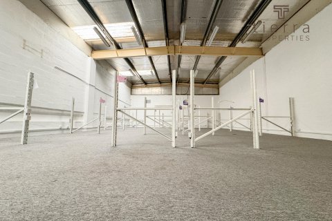 Noliktava Al Garhoud, Dubaijā, AAE 557.4 m2 Nr. 574573