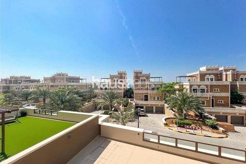 آپارتمان در Palm Jumeirah، Dubai ، امارات متحده عربی 2 خوابه ، 202 متر مربع.  شماره 625791
