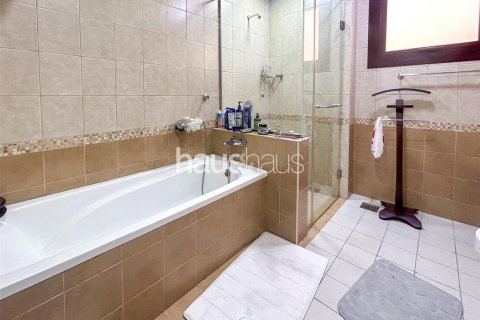 Townhouse di Mudon, Dubai, UEA 4 kamar tidur, 352 m2 nomor 625905 - foto 28