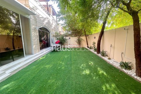 Townhouse di Mudon, Dubai, UEA 4 kamar tidur, 352 m2 nomor 625905 - foto 24