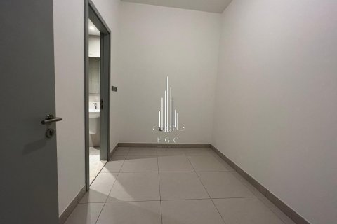 Apartment in Al Reem Island, Abu Dhabi, UAE 3 bedrooms, 198 sq.m. № 591759 - photo 18