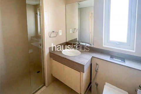 Kaupunkipientalo Dubai Land, Dubai, Arabiemiraatit 3 makuuhuonetta, 244 m2 № 626033 - kuva 11