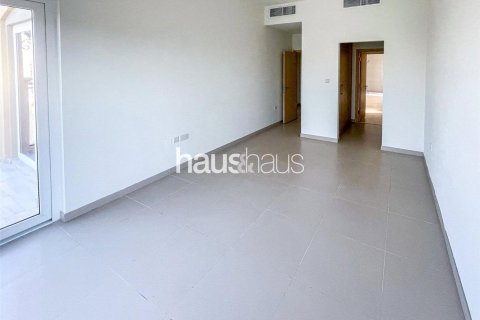 Kaupunkipientalo Dubai Land, Dubai, Arabiemiraatit 3 makuuhuonetta, 244 m2 № 626033 - kuva 14