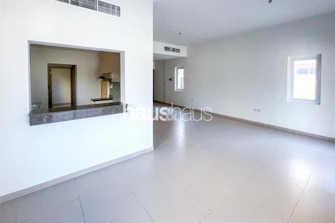 Kaupunkipientalo Dubai Land, Dubai, Arabiemiraatit 3 makuuhuonetta, 244 m2 № 626033 - kuva 5