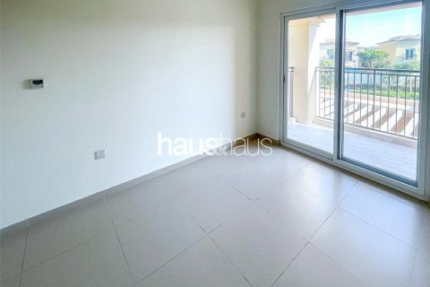 Kaupunkipientalo Dubai Land, Dubai, Arabiemiraatit 3 makuuhuonetta, 244 m2 № 626033 - kuva 10