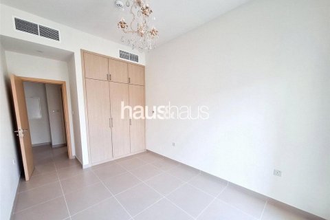 Kaupunkipientalo Dubai Land, Dubai, Arabiemiraatit 3 makuuhuonetta, 244 m2 № 626033 - kuva 13