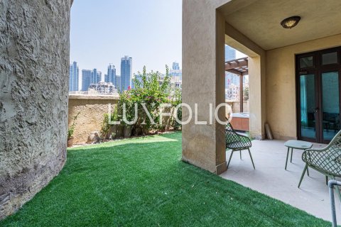 Apartman u gradu Downtown Dubai (Downtown Burj Dubai), UAE 2 spavaće sobe, 205 m2 Br. 627709