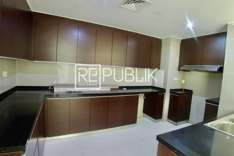 Διαμέρισμα σε MARINA HEIGHTS TOWERS σε Al Reem Island, Abu Dhabi, ΗΑΕ 3 υπνοδωμάτια, 162 τ.μ. Αρ. 253162