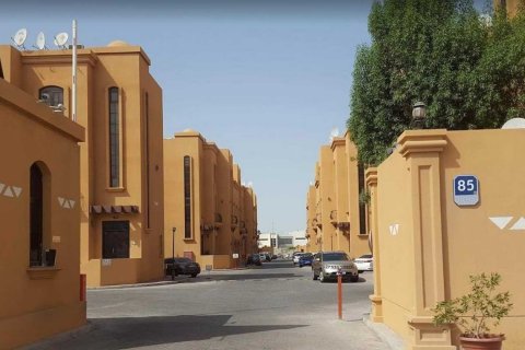 پروژه توسعه Al Bustan Compound در Abu Dhabi، امارات متحده عربی شماره 213913
