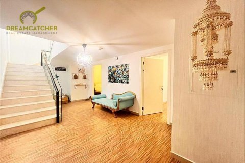 Снять в аренду дуплекс в Al Marjan Island, Рас-эль-Хайма, ОАЭ 2 спальни, 155.8м2, № 454602 - фото 4