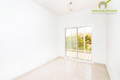 Townhouse in Al Hamra Village, Ras Al Khaimah, UAE 4 bedrooms, 250.5 sq.m. № 454518 - photo 19