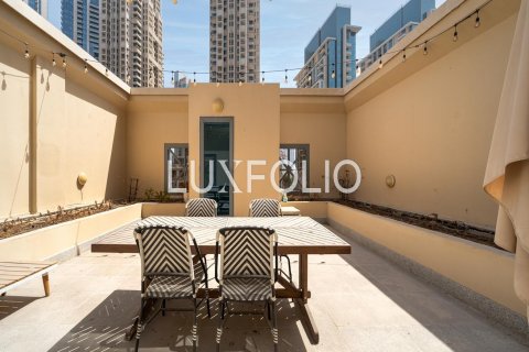 Downtown Dubai (Downtown Burj Dubai)、Dubai、UAE にあるマンション販売中 2ベッドルーム、130 m2、No627856 - 写真 15