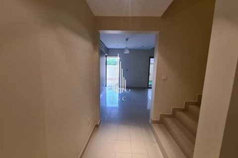 Villa til salgs i Al Raha Gardens, Abu Dhabi, Emiratene 4 soverom, 399.5 kvm Nr. 453024 - Foto 5