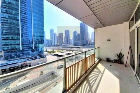 Appartamento in vendita a Jumeirah Lake Towers, Dubai, EAU 2 camere da letto, 188.7 mq. № 359057 - foto 3