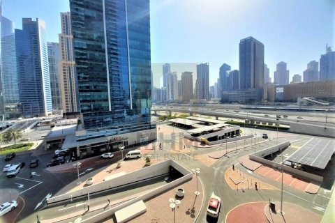 Appartamento in vendita a Jumeirah Lake Towers, Dubai, EAU 2 camere da letto, 188.7 mq. № 359057 - foto 13
