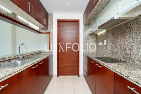 Apartman u gradu Downtown Dubai (Downtown Burj Dubai), Dubai, UAE 1 spavaća soba, 85 m2 Br. 627898 - Slika 2