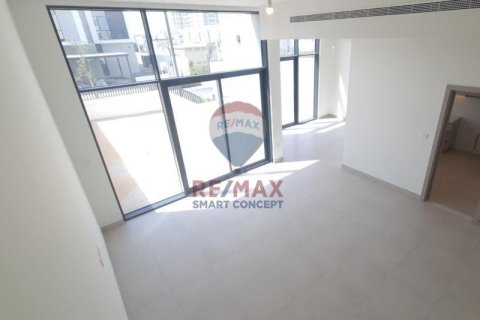 טאונהאוס להשכרה ב Al Furjan, Dubai, איחוד האמירויות  4 חדרי שינה, 322.1 מ"ר, מספר 590777 - תמונה 11