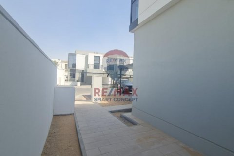 טאונהאוס להשכרה ב Al Furjan, Dubai, איחוד האמירויות  4 חדרי שינה, 322.1 מ"ר, מספר 590777 - תמונה 5