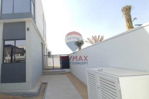 טאונהאוס להשכרה ב Al Furjan, Dubai, איחוד האמירויות  4 חדרי שינה, 322.1 מ"ר, מספר 590777 - תמונה 6