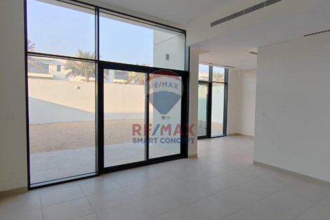 Városi lakóépület itt: Al Furjan, Dubai, EAE, 4 hálószoba, 358.4 m², azonosító: 590779