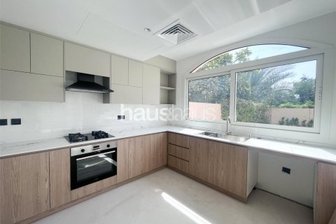 Vila v The Springs, Dubai, SAE 3 spálne, 255 m2 č. 626656