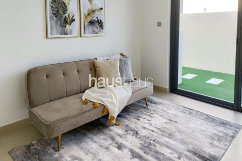 Vilă de închiriat în Arabian Ranches 2, Dubai, EAU 4 dormitoare, 199 mp.  №626653 - poză 6