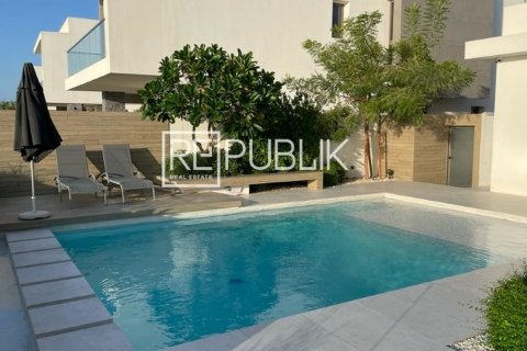 Villa THE REDWOODS em Yas Island, Abu Dhabi, EAU 4 quartos, 673 m2 № 252317