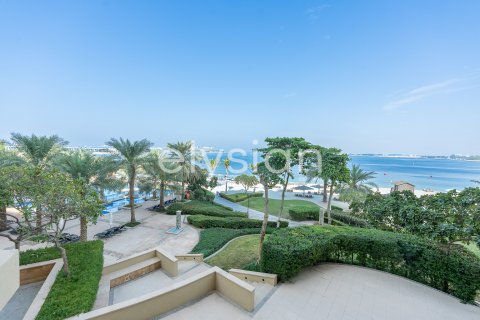 Dzīvoklis Palm Jumeirah, Dubaijā, AAE 2 istabas, 144 m2 Nr. 586061
