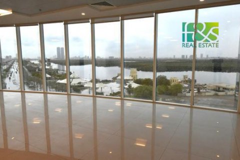 Oficina en alquiler en Ras Al Khaimah, EAU 276.9 m2 № 457863 - foto 15