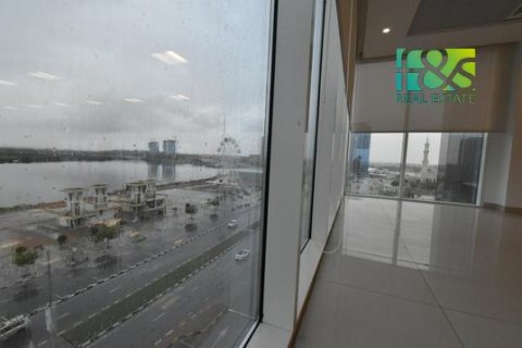 Oficina en alquiler en Ras Al Khaimah, EAU 276.9 m2 № 457863 - foto 3