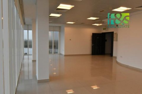 Oficina en alquiler en Ras Al Khaimah, EAU 276.9 m2 № 457863 - foto 19