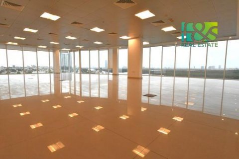 Oficina en alquiler en Ras Al Khaimah, EAU 276.9 m2 № 457863 - foto 13