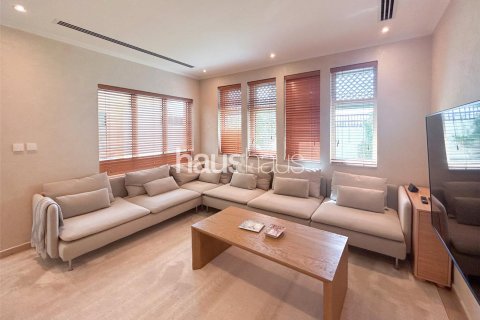 Villa til salgs i Jumeirah Park, Dubai, Emiratene 3 soverom, 285 kvm Nr. 625446 - Foto 5