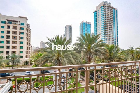 Apartment i The Views, Dubai, UAE 2 soveværelser, 130 kvm № 625443