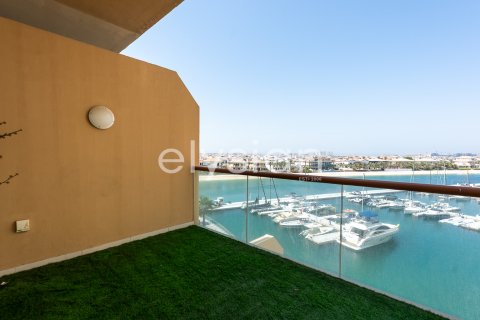 Apartament në Palm Jumeirah, Dubai, Emiratet e Bashkuara Arabe 1 dhomë, 51 m2. № 586232