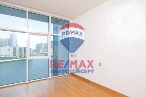 Apartmen di Al Raha Beach, Abu Dhabi, UAE 2 bilik tidur, 120.8 meter persegi № 446392 - foto 7