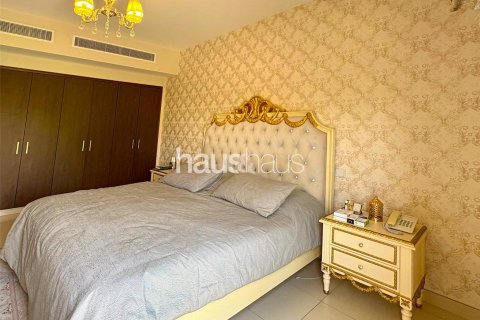 Villa in Reem, Dubai, UAE 3 bedrooms, 222 sq.m. № 625671 - photo 9
