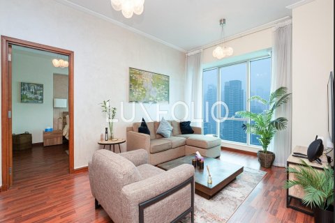 Apartment til salg i Dubai Marina, Dubai, UAE 2 soveværelser, 137 kvm № 627726 - foto 2