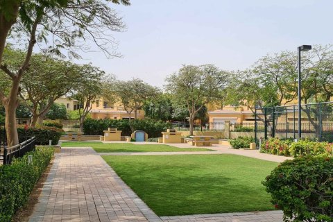 Complex rezidențial PALMERA 4 în Arabian Ranches, Dubai, EAU №112287