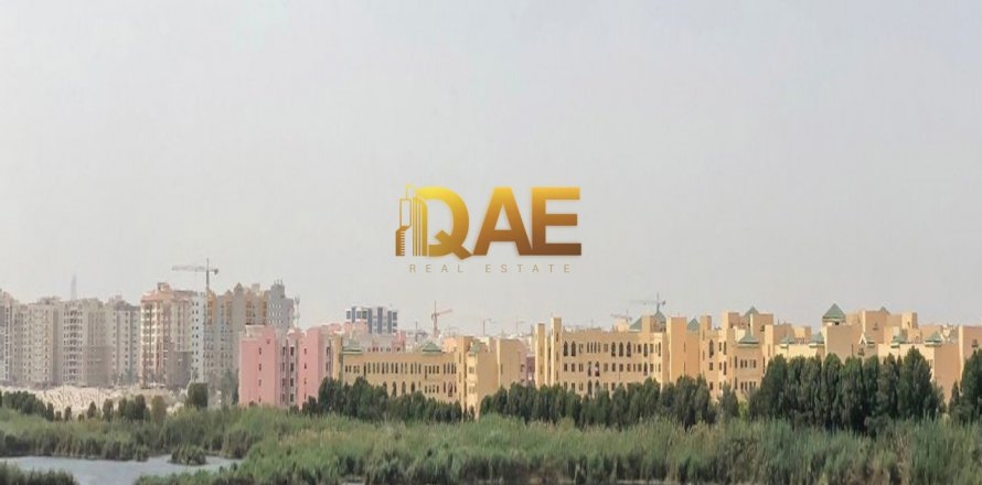 בניין ב Al Warsan, Dubai, איחוד האמירויות 2508.4 מ"ר מספר 224308